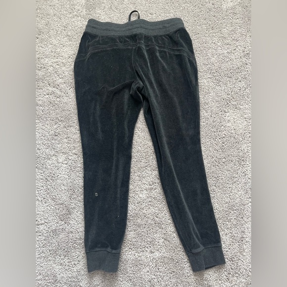 Lululemon velour jogger, size 10 dark gray - Picture 5 of 9